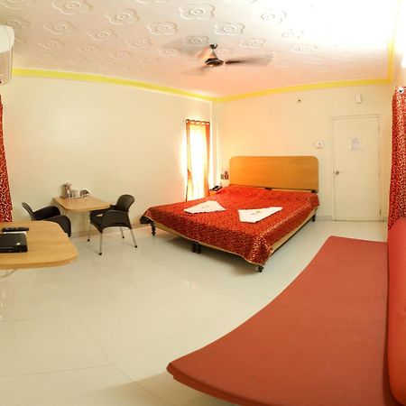 אאורנגבד Hotel Panchavati מראה חיצוני תמונה